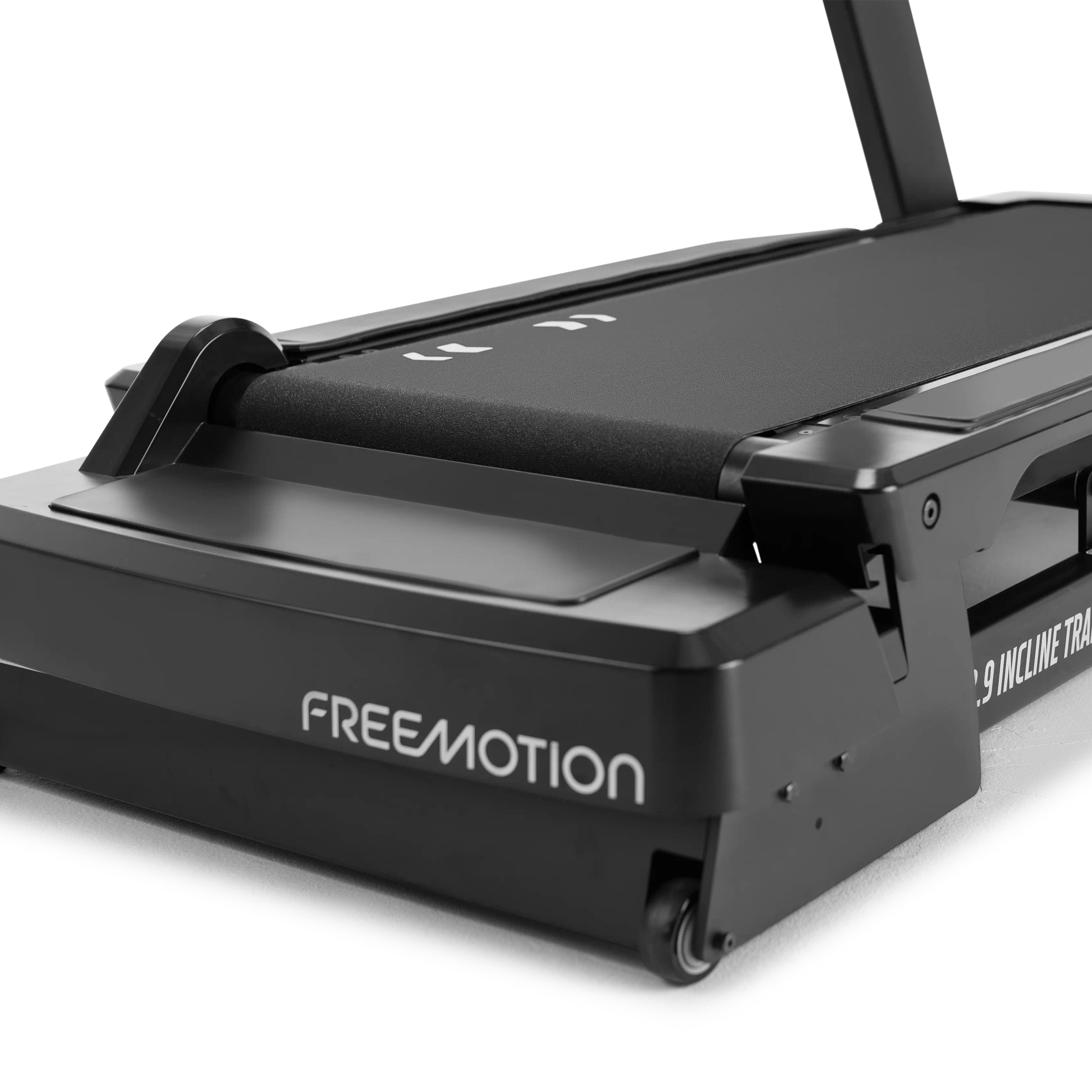 FMTK74819_STUDIO_3361 (1).png