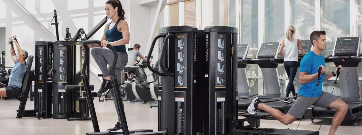 freemotio-fitness-strength-genesis-ds-min-scaled-1250x500-c.jpg