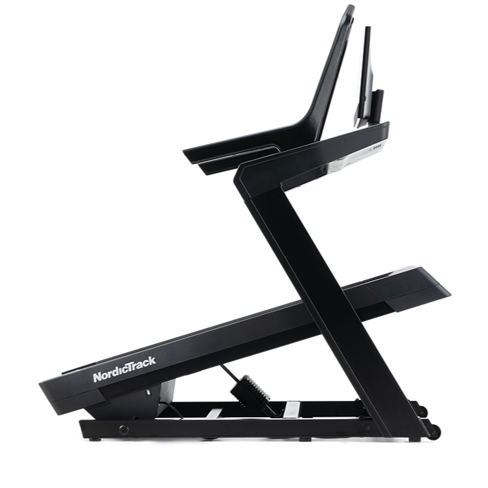 NTL39225_Studio_Astrid_Mrohs_Aaron_Jimenez56856-缩.png